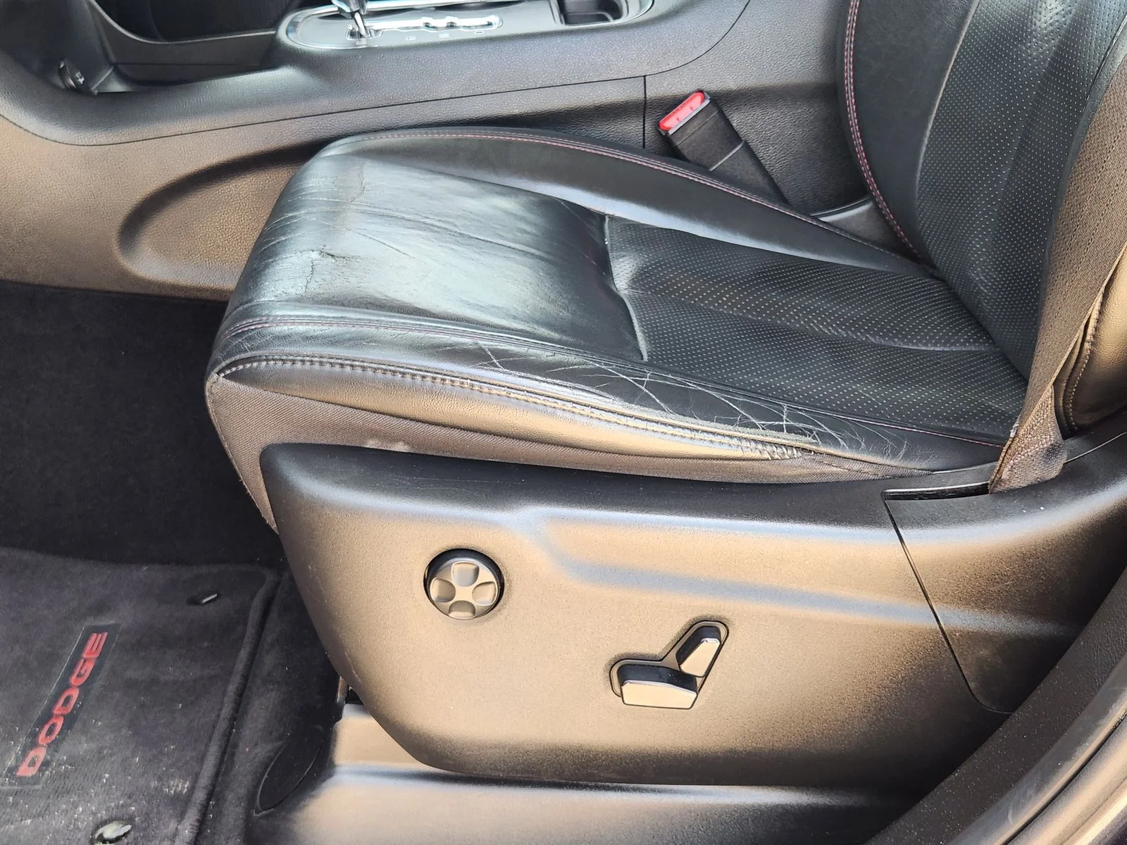Used 2013 Gray Dodge R/T image 23