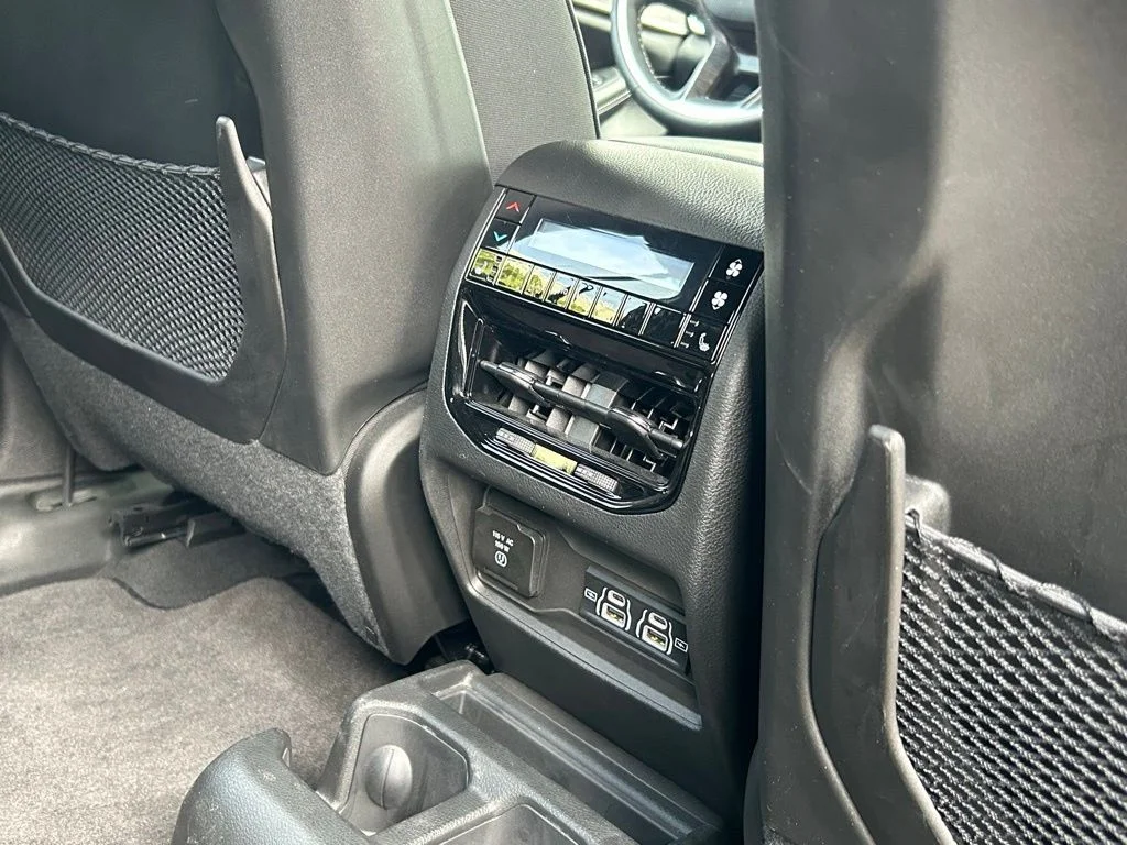 Used 2024 Gray Jeep Limited image 40