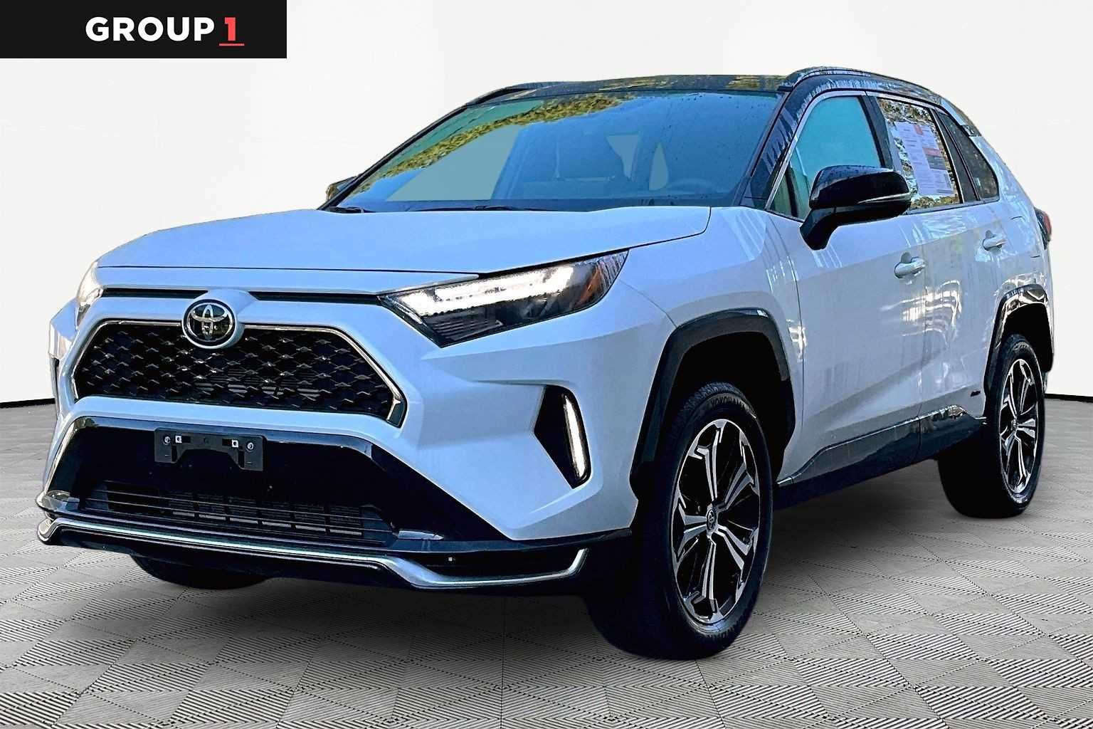2025 Toyota RAV4 Plug-In Hybrid XSE