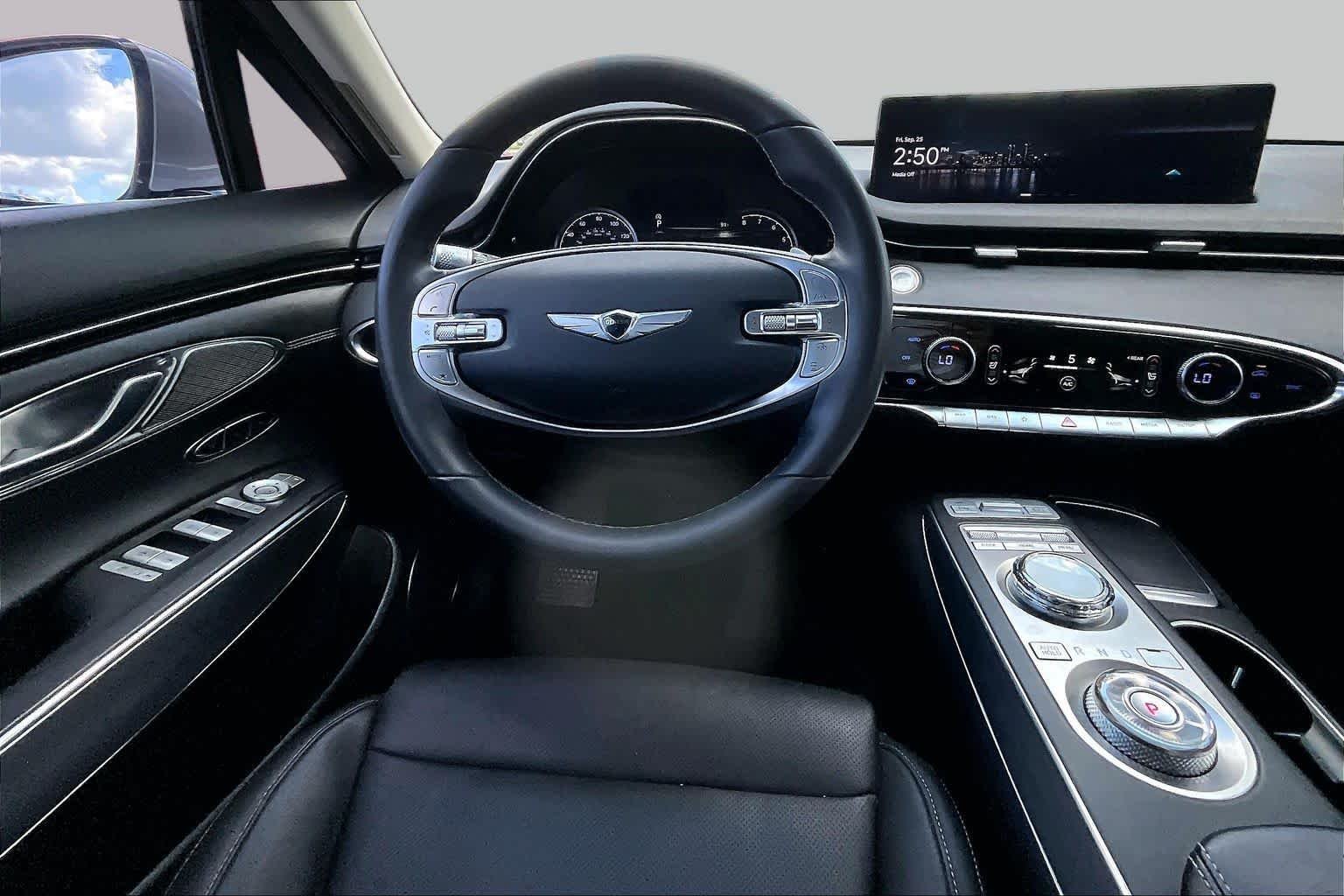 Used 2022 Savile Silver Genesis 2.5T image 6