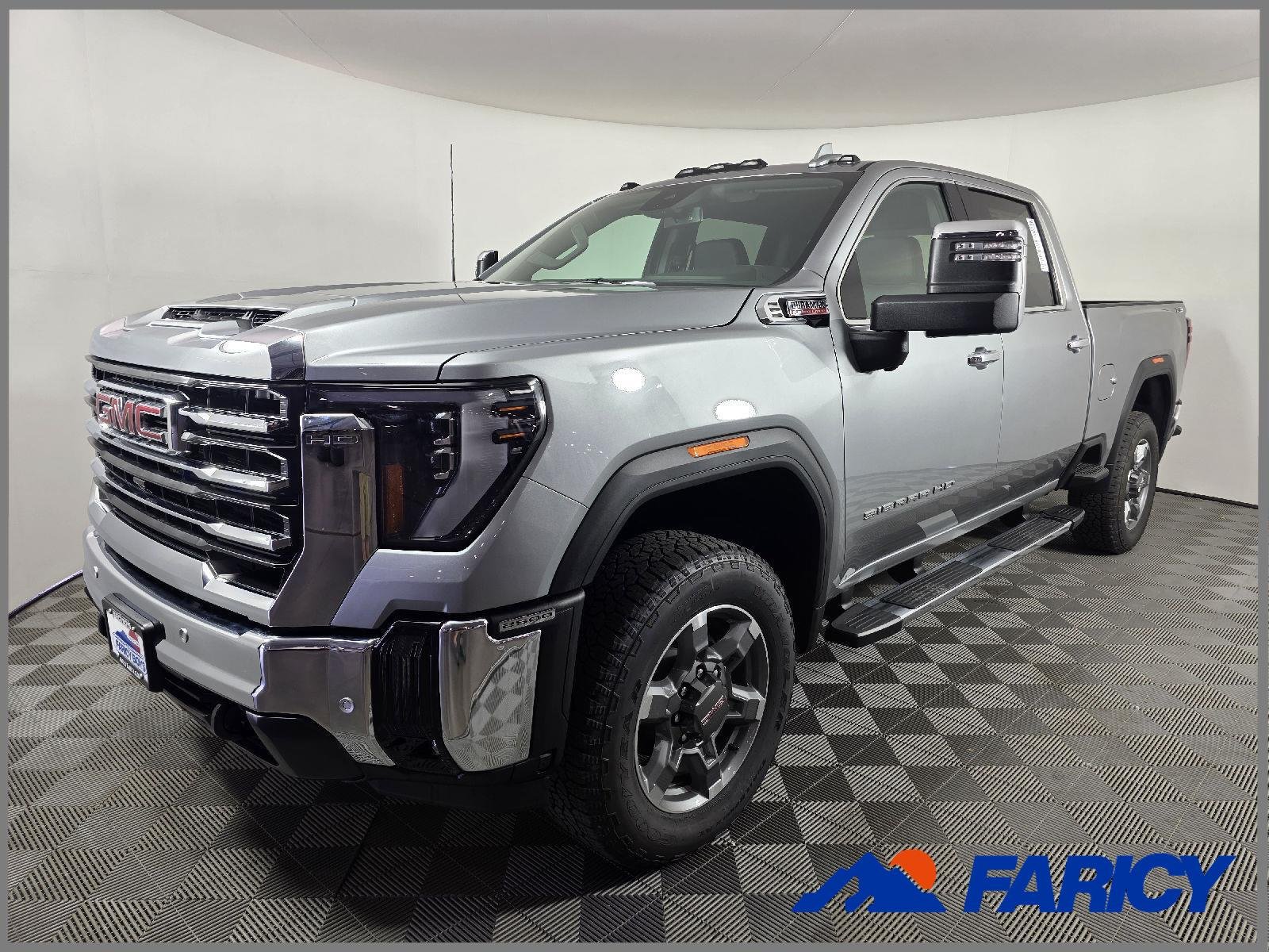 2025 GMC Sierra 4WD Crew Cab Standard Box SLT's photo