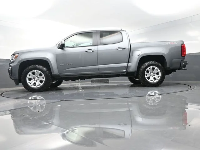 Used 2021 Gray Chevrolet LT image 33
