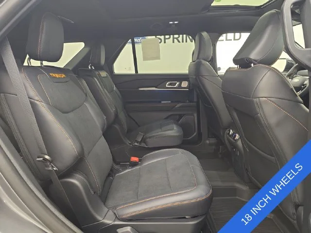 New 2027 Carbonized Gray Metallic Ford Tremor® image 13