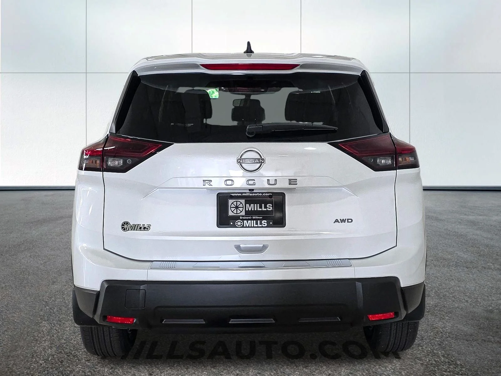 New 2026 Everest White Pearl TriCoat Nissan SV image 6