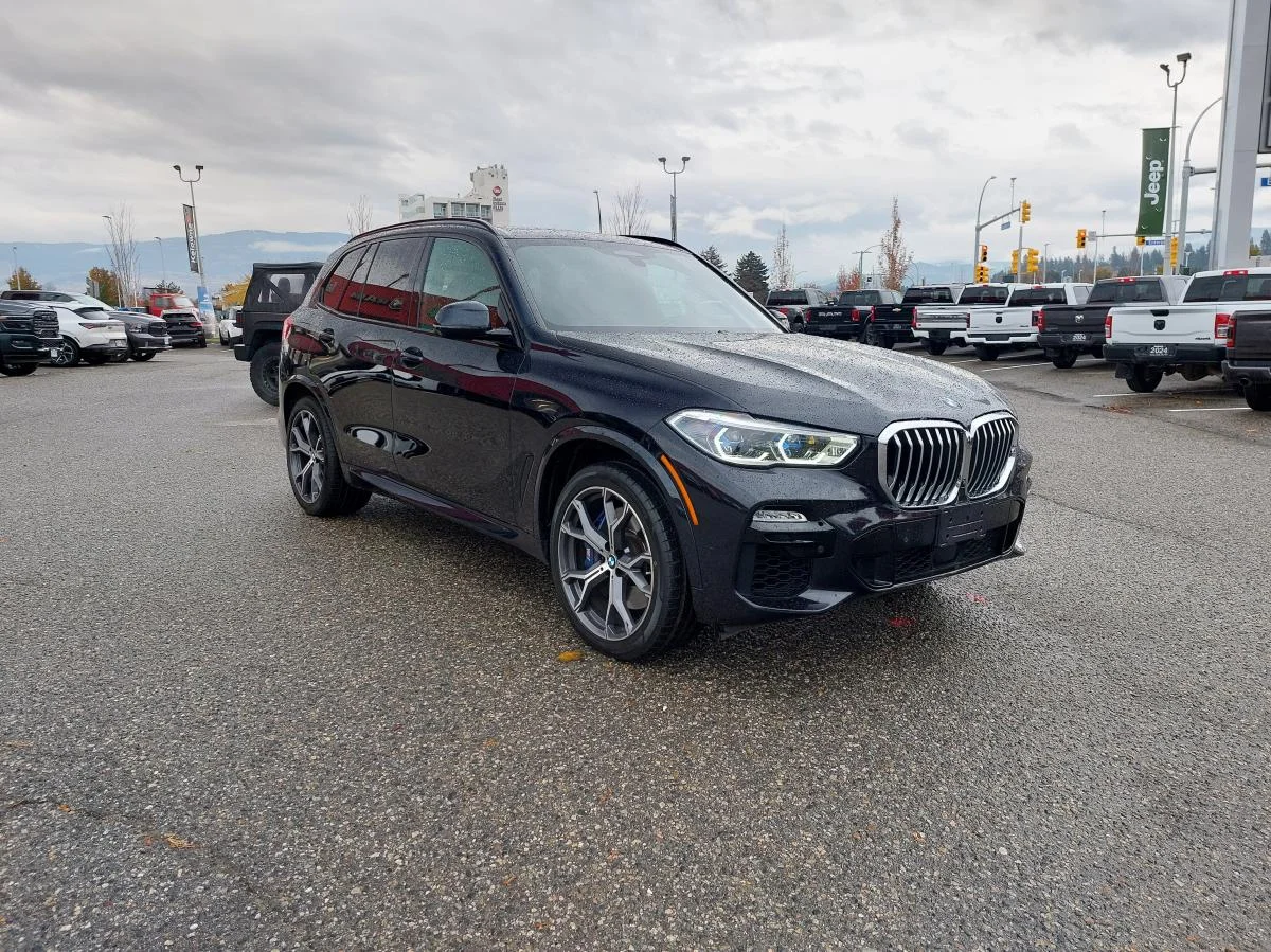 Used 2019 Black BMW xDrive50i Sports Activity Vehicle image 4