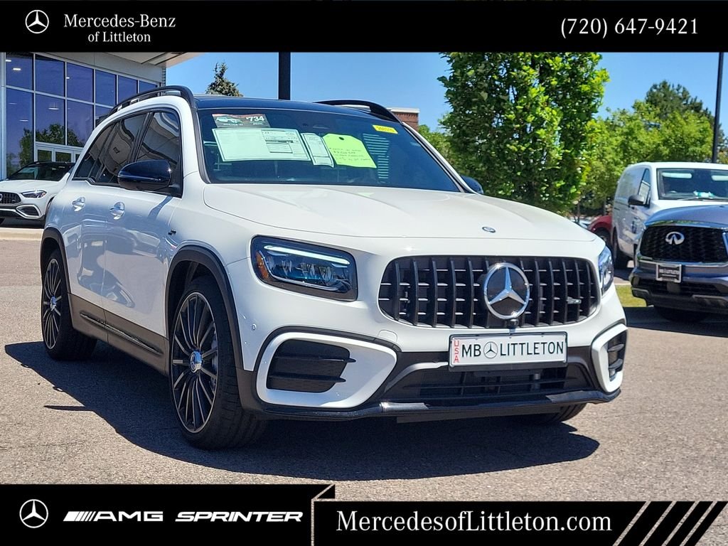 2026 Mercedes-Benz GLB AMG GLB 35 - Photo 3
