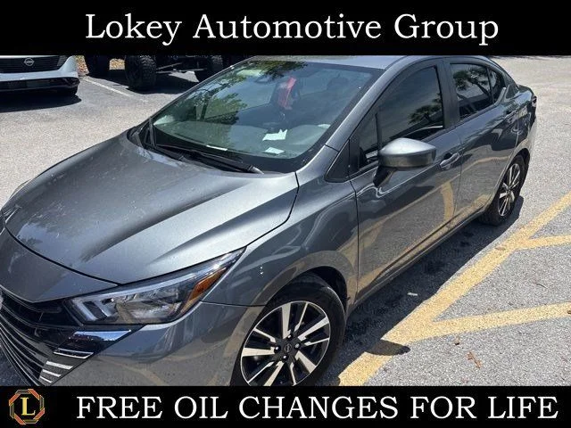 2025 Nissan Versa 1.6 SV CVT's photo