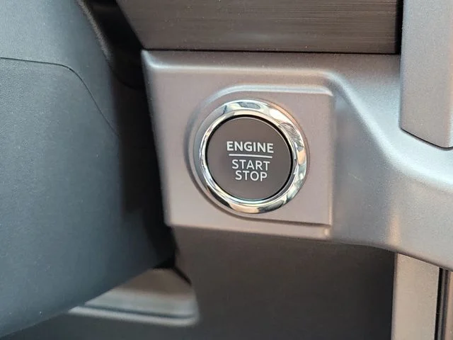 New 2026 Carbonized Gray Metallic Ford XLT image 35