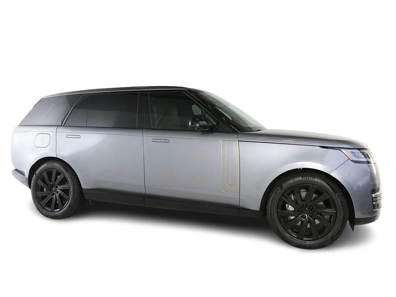 Used 2025 Gray Land Rover SE LWB image 13