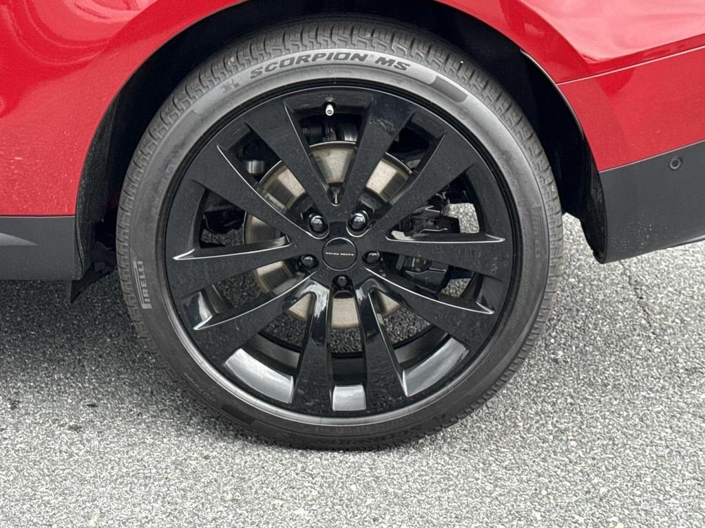 New 2026 Firenze Red Land Rover SE image 29