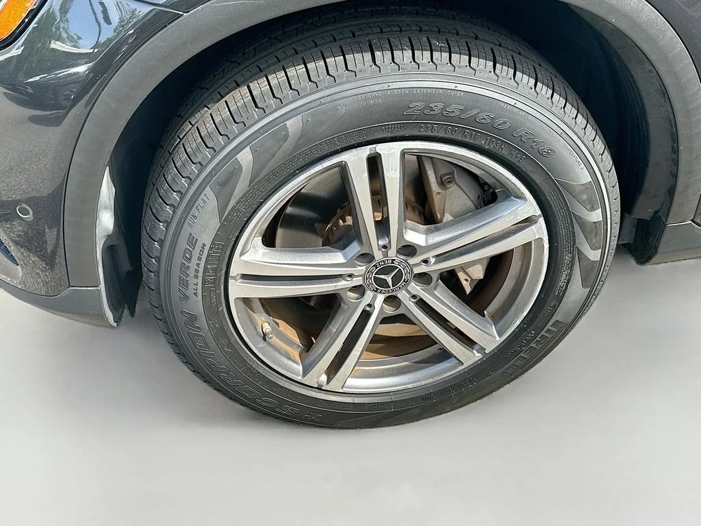 Certified Used 2022  Mercedes-Benz GLC 300 image 31