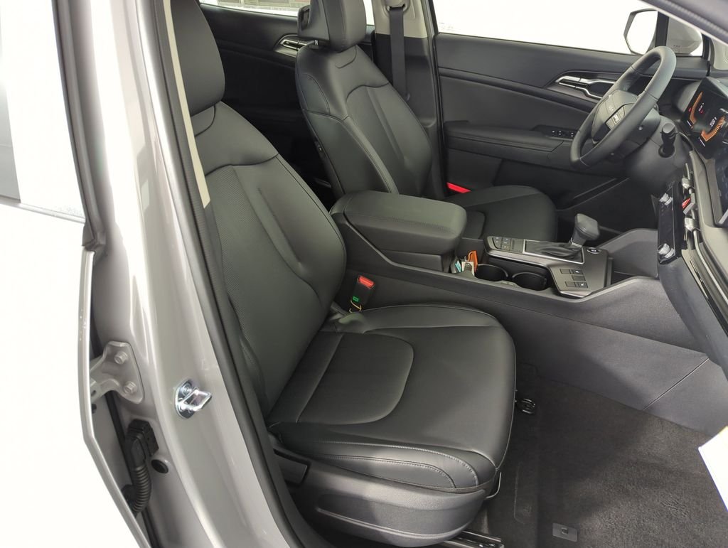 New 2026 Wolf Gray Kia EX image 36