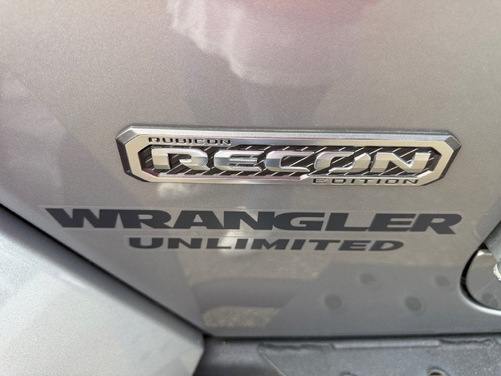 Used 2017 Silver Jeep Unlimited Rubicon Recon image 25