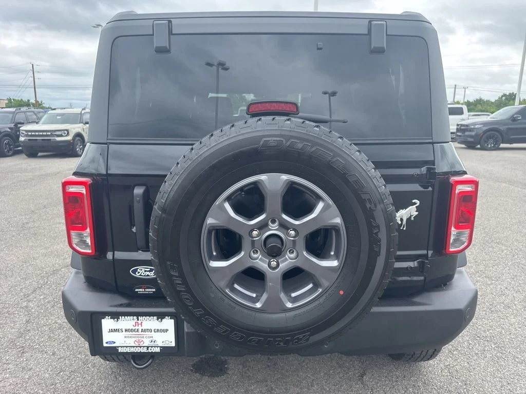 New 2026 Shadow Black Ford Big Bend image 17