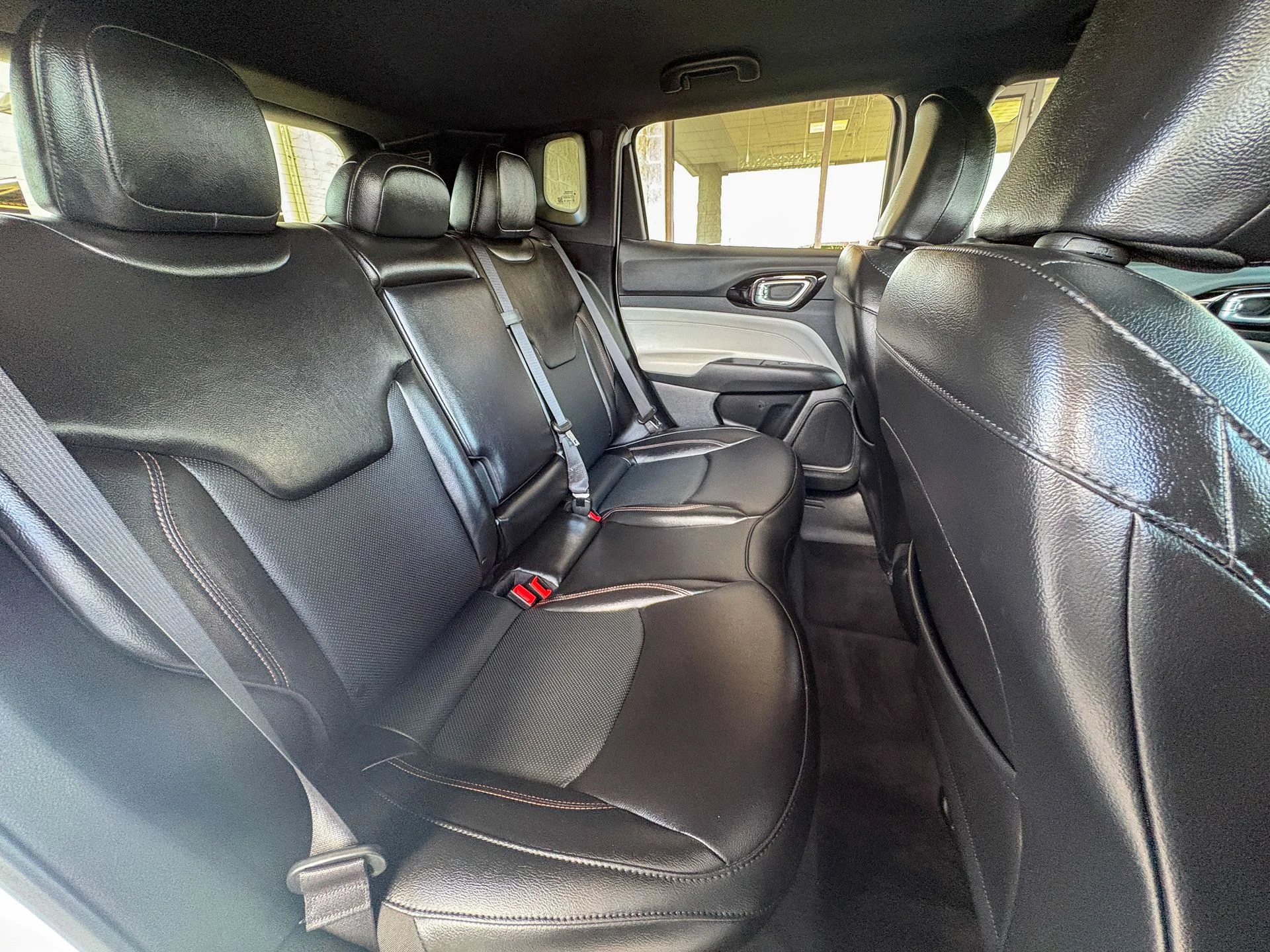 Used 2023 White Jeep Limited image 26