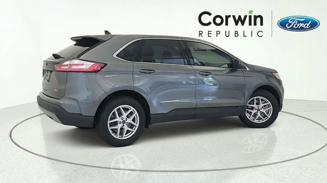 Certified Used 2024 Gray Metallic Ford SEL image 6