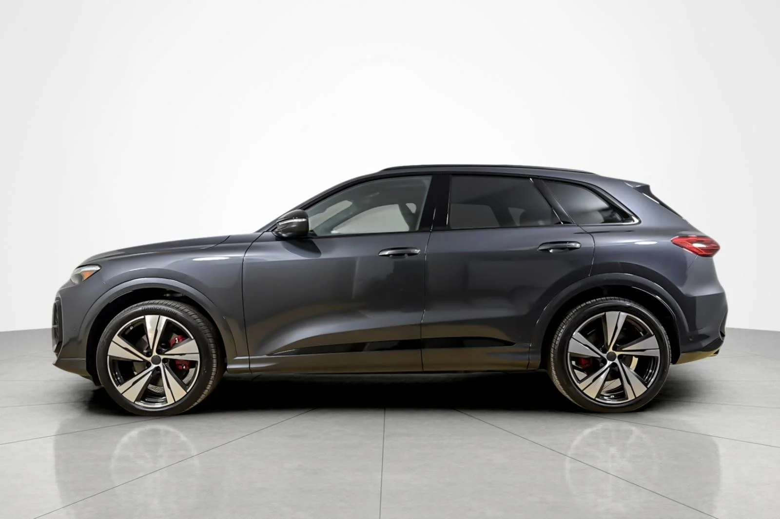 New 2026 Tambora Gray Metallic Audi Premium Plus 3.0 TFSI quattro image 3
