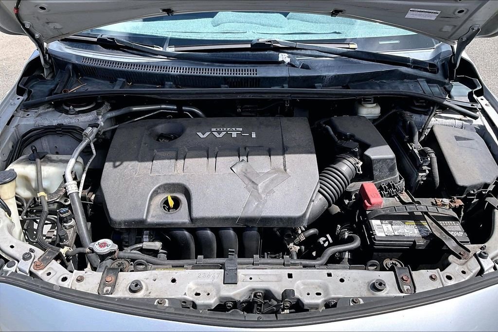 Used 2009 Silver Toyota Base image 9