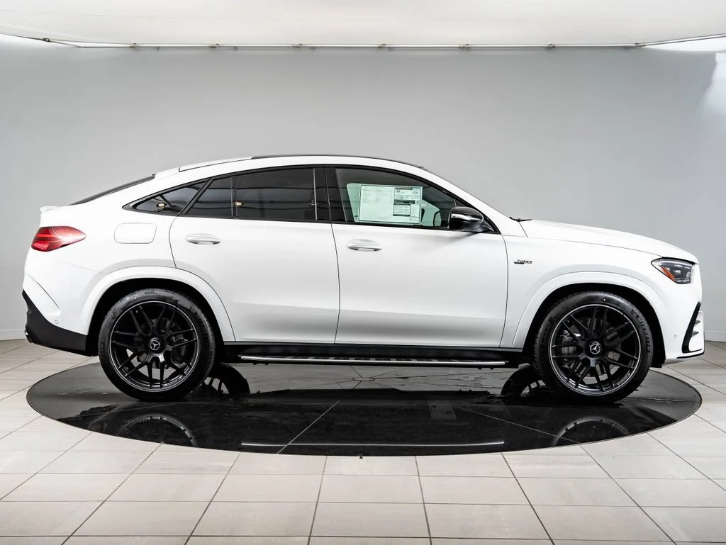 New 2026 Manufaktur Moonlight White Metallic Mercedes-Benz GLE 53 AMG® image 11