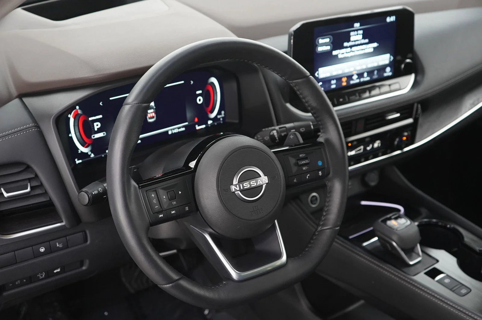 Used 2023 Scarlet Ember Tintcoat Nissan Platinum image 22