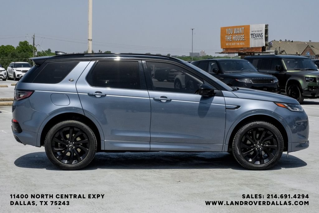 Certified Used 2023 Byron Blue Metallic Land Rover SE R-Dynamic image 5