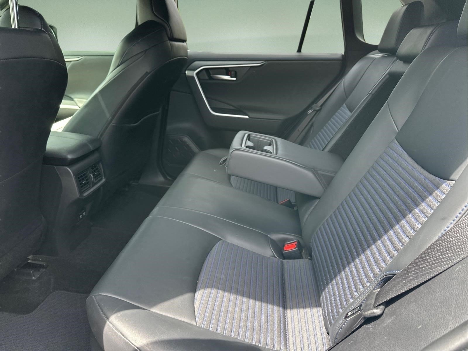 Used 2019 Blizzard Pearl Toyota Hybrid XSE image 17