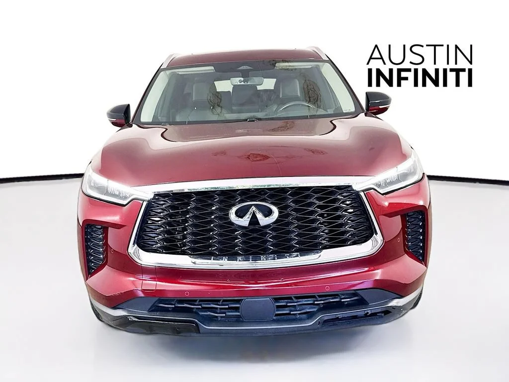 Certified Used 2023 Red INFINITI LUXE image 3
