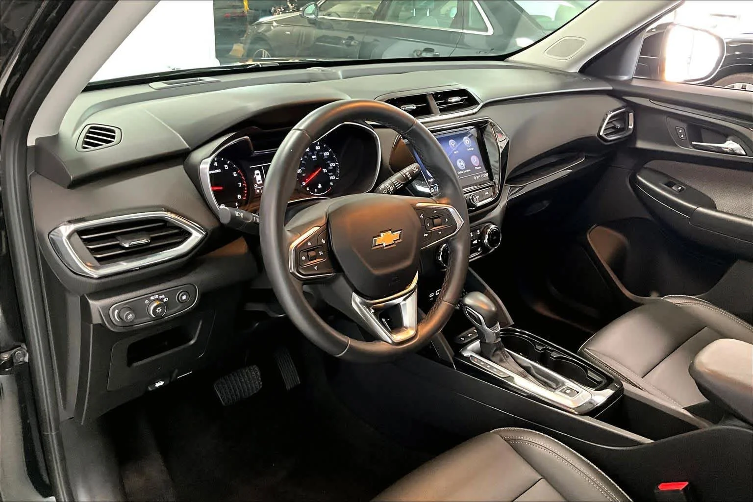 Used 2021 Chevrolet Trailblazer LT with VIN KL79MPSLXMB035244 for sale in Johnston, IA