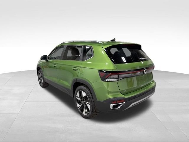 New 2026 Green Volkswagen 1.5T SE image 3