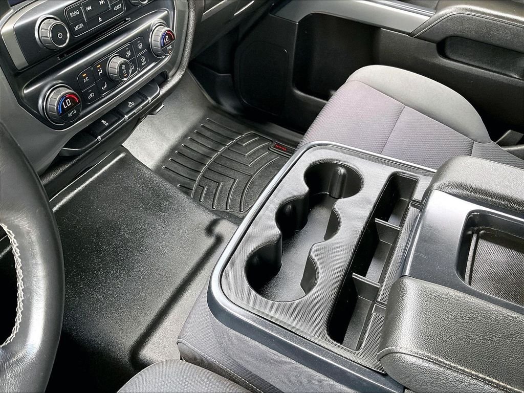 Used 2018 Black Chevrolet LT image 20