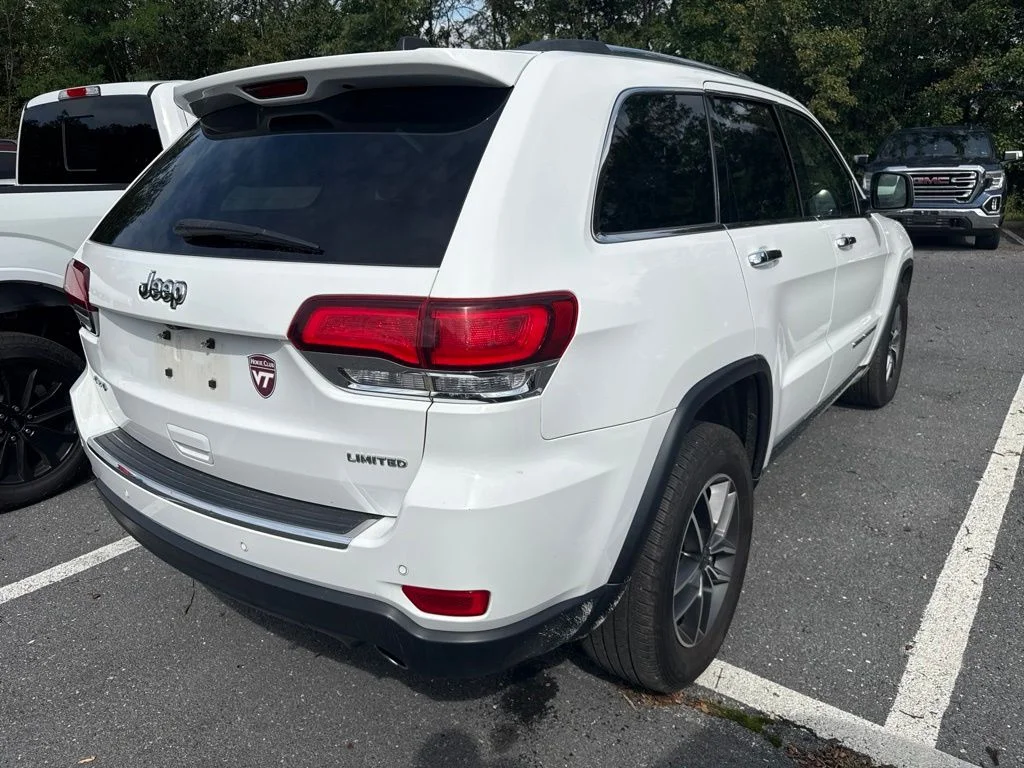 Used 2020 White Jeep Limited image 4