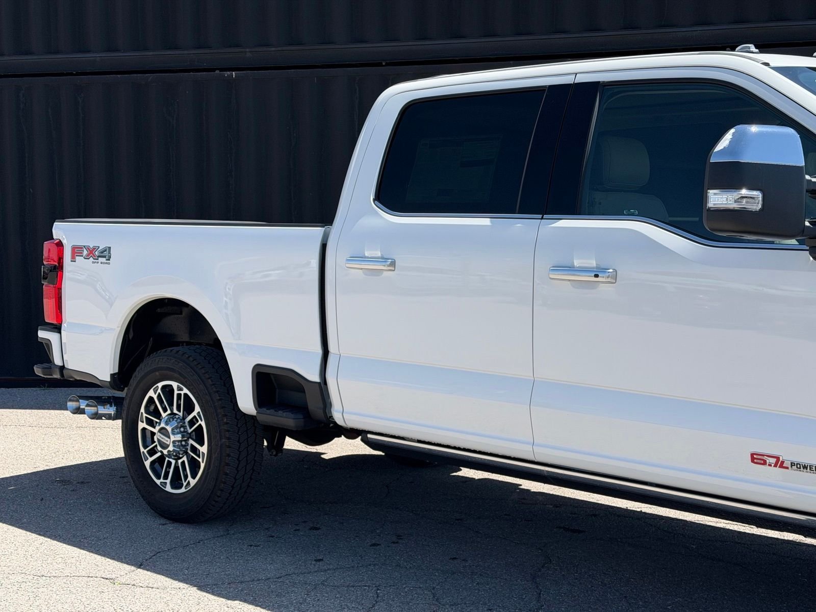 View vehicle photo 5