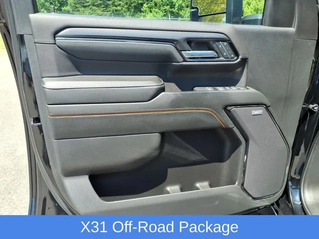 Used 2024 Black GMC AT4 image 19