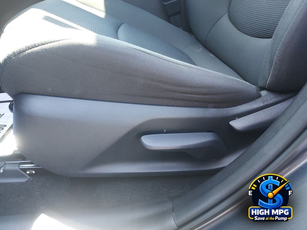 Used 2020 Gray Toyota LE image 10