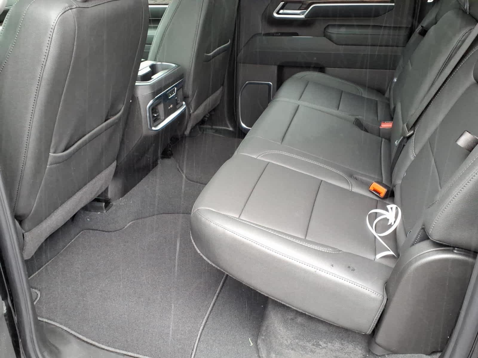 2026 GMC Sierra 2500HD SLT - Photo 6