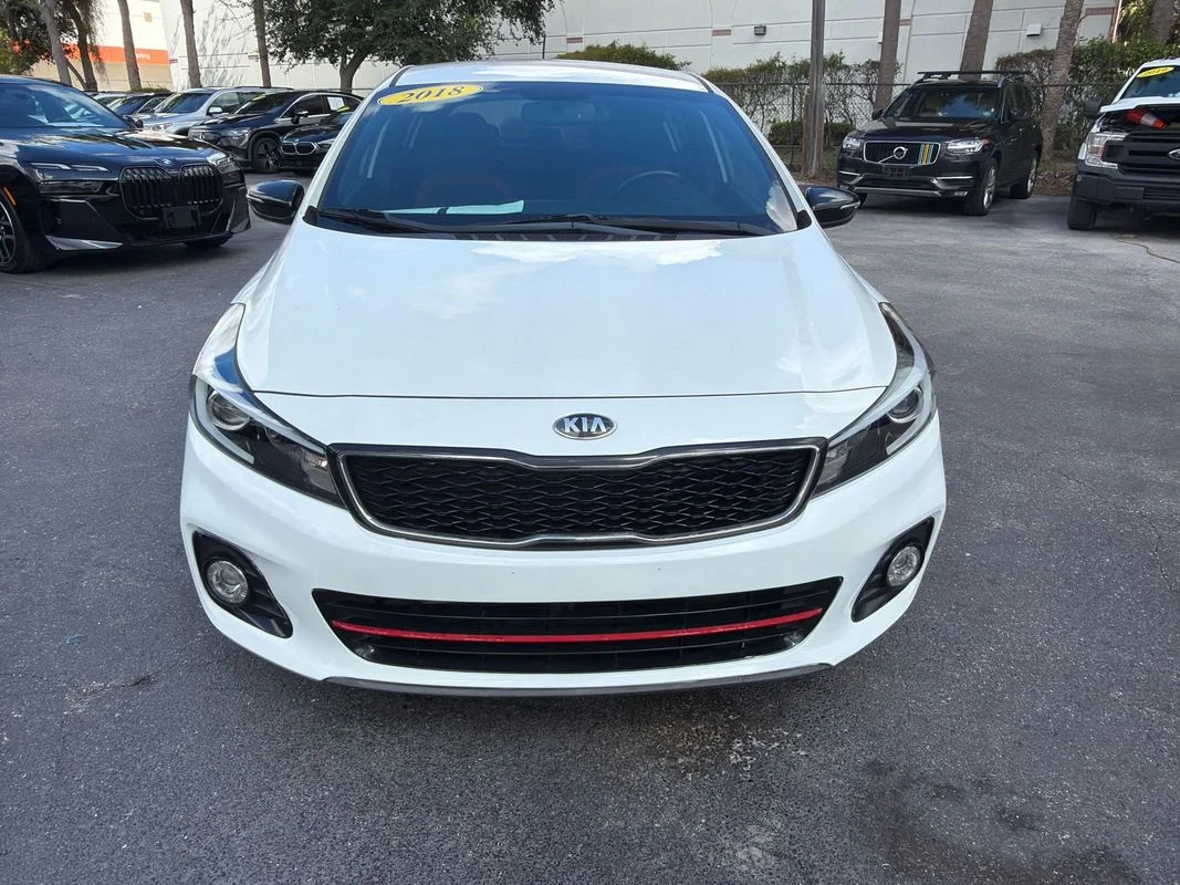 Used 2018 White Kia SX image 8
