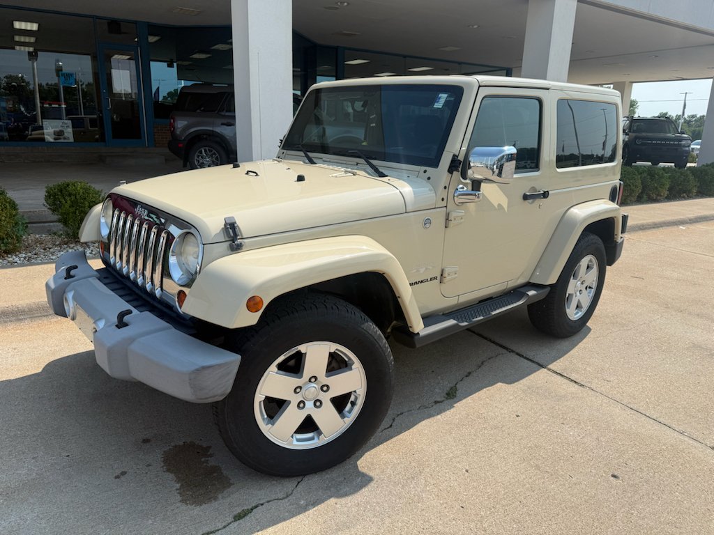 Used 2011 Sahara Tan Hard Top Jeep Sahara image 8
