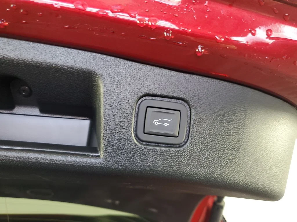 Used 2024 Red Chevrolet LT image 31
