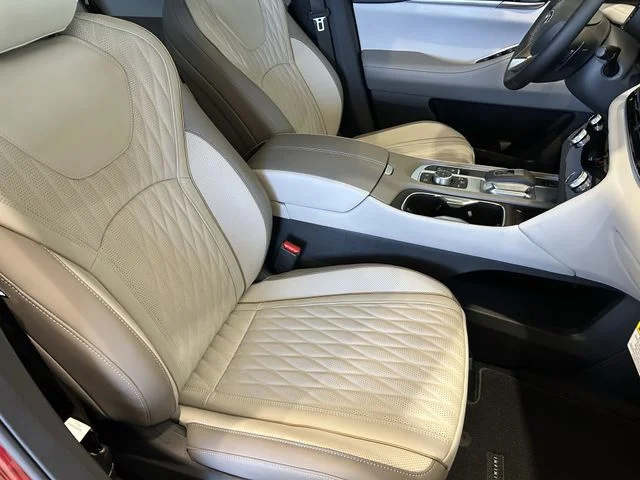 New 2027 2T SUN RED INFINITI Autograph AWD image 11