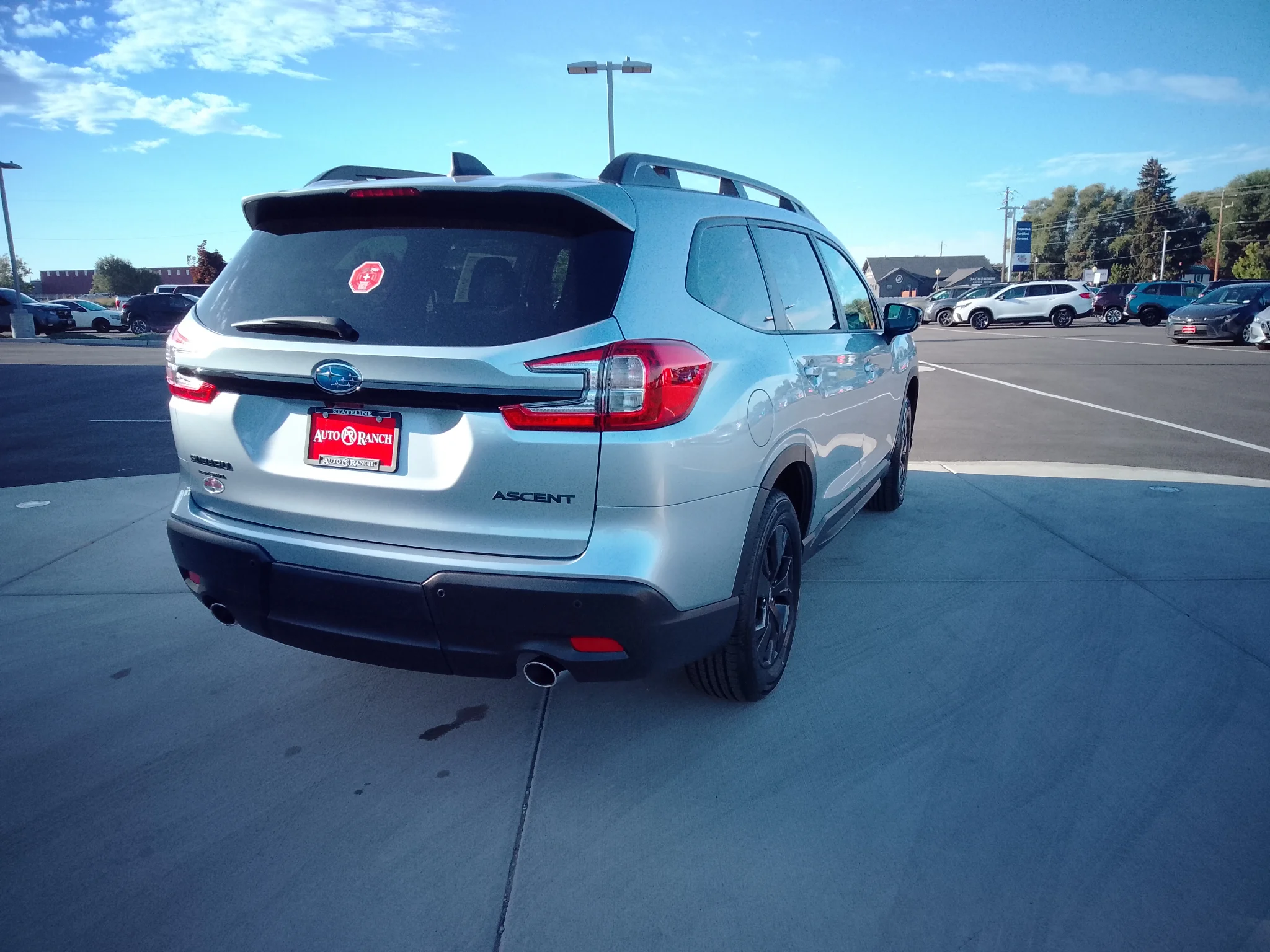 New 2026 ICE SILVER METALLIC Subaru Premium 7-Passenger image 3