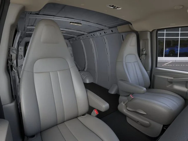 New 2026 Summit White GMC Work Van image 16