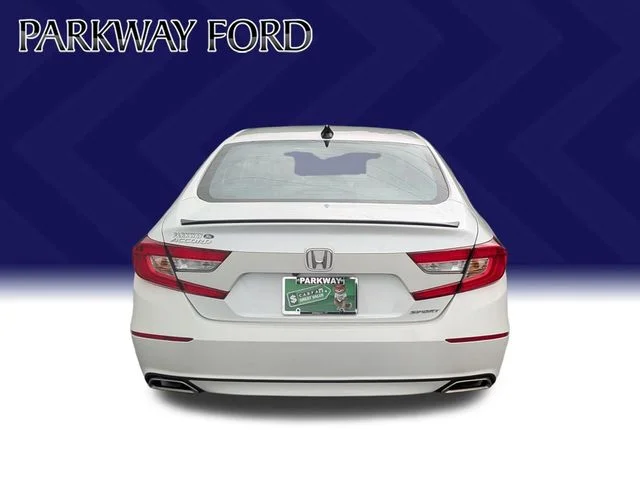 Used 2022  Honda Sport image 6