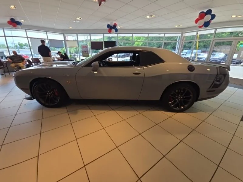 Used 2021 Gray Dodge R/T Scat Pack image 4