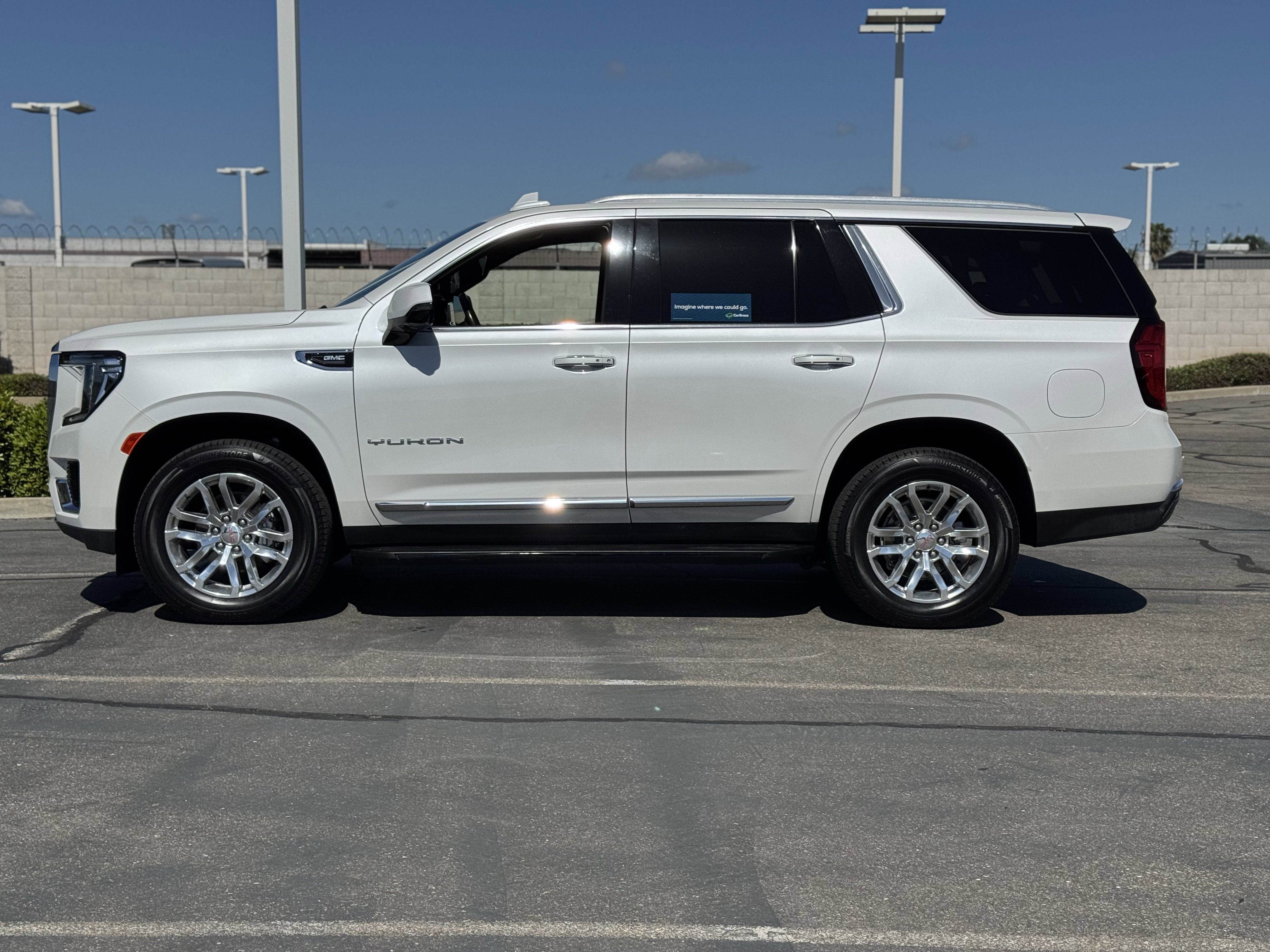 2022 GMC Yukon SLT photo 4