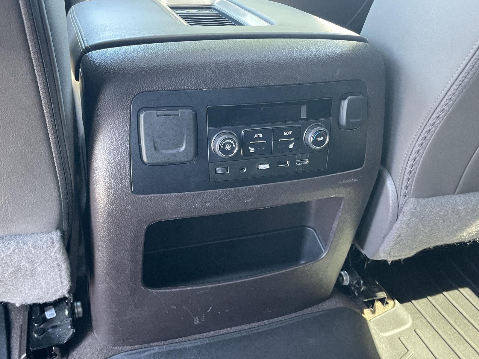 2018 GMC Yukon Denali - Photo 22