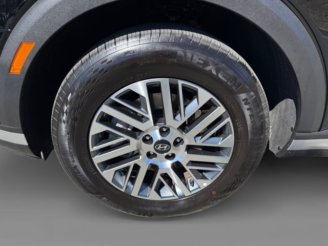 Used 2026 Abyss Black Hyundai SEL image 9