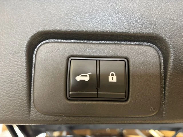 Certified Used 2023 Gold Nissan Platinum image 26