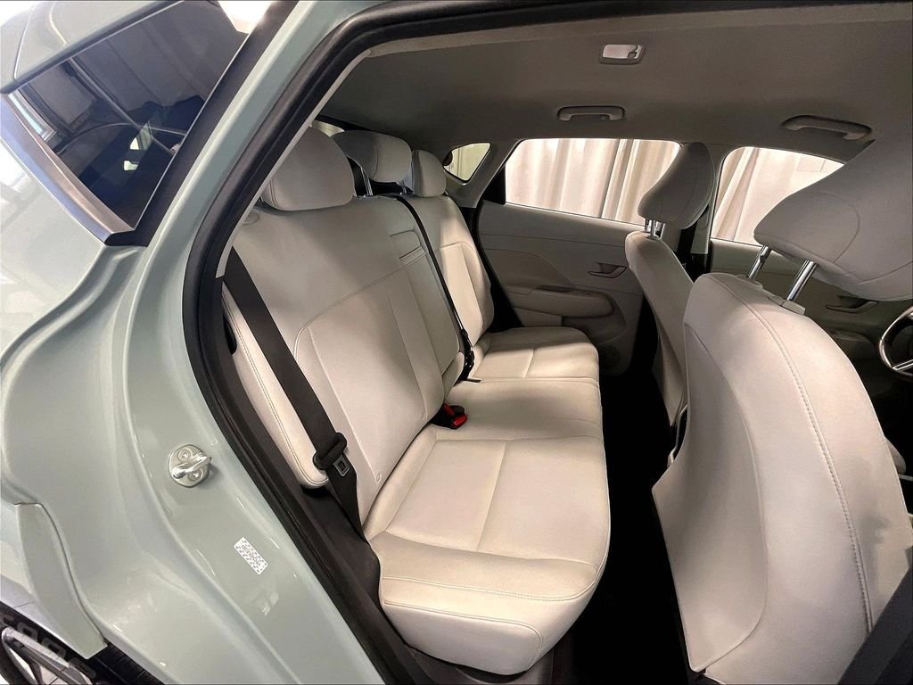 Used 2024 Green Hyundai SEL image 16