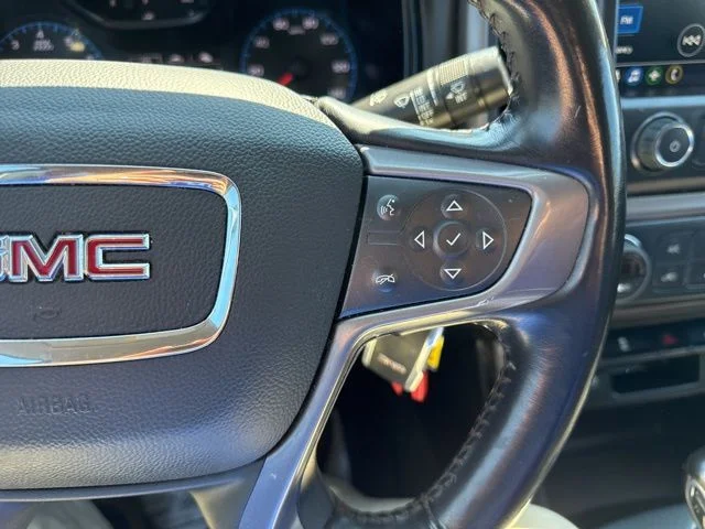Used 2022 Black GMC AT4 w/Cloth image 33