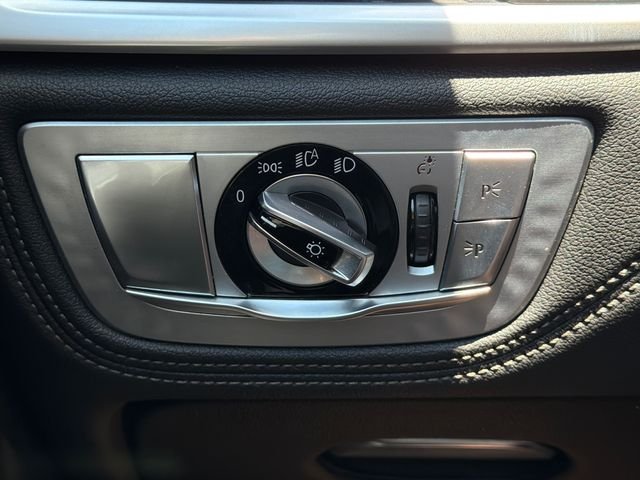 Used 2019 Black BMW 740i image 35